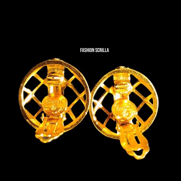 Chanel Vintage XL Runway Earrings - Picture 10 of 16